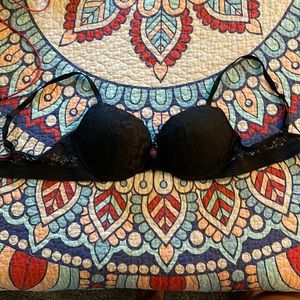 Victoria’s Secret very sexy push-up bra